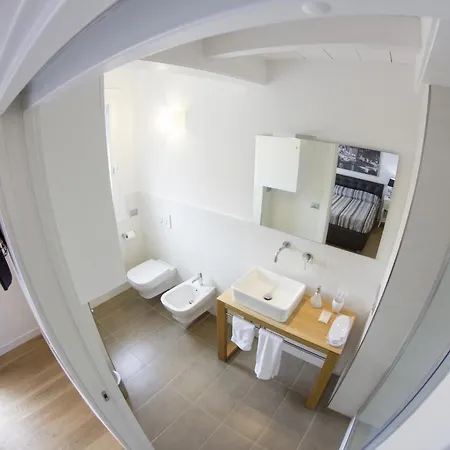 לינה וארוחת בוקר Casa Lame 4*